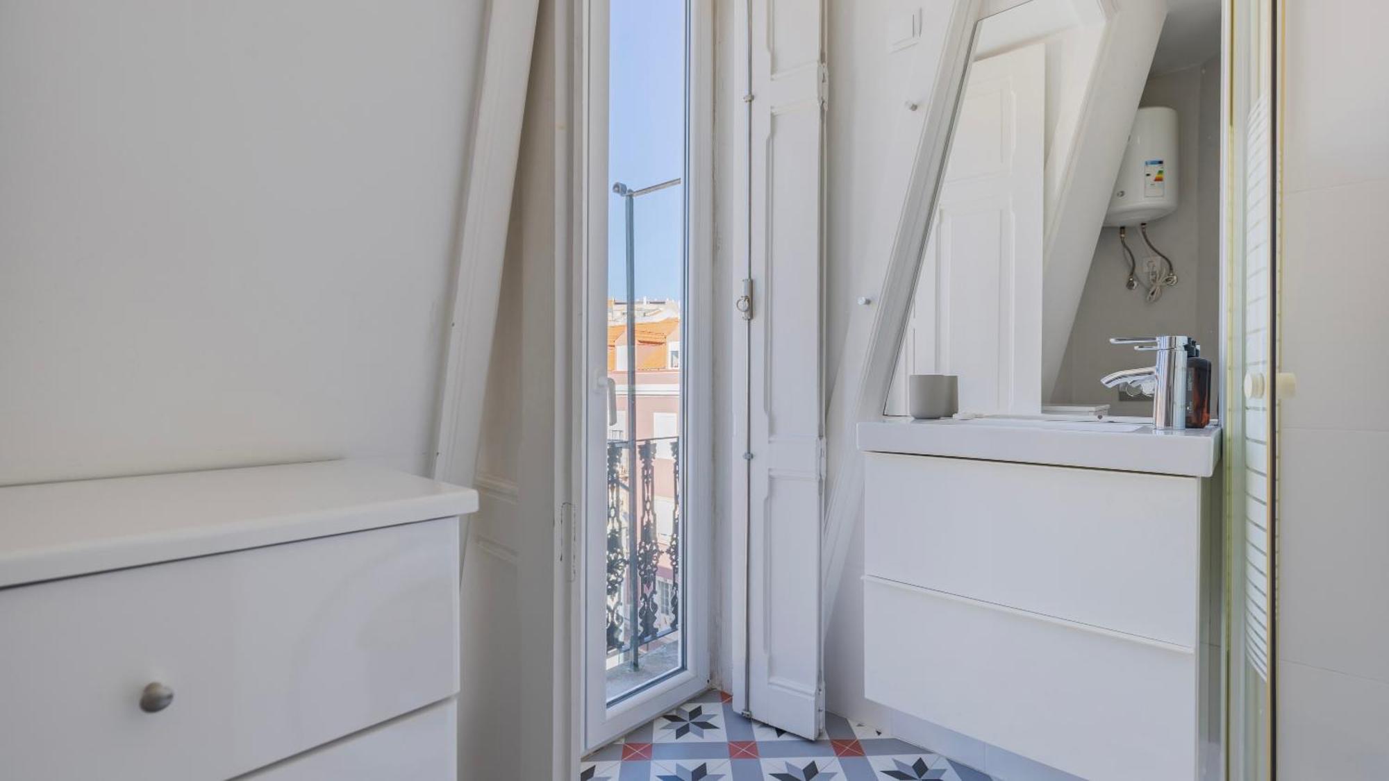 Appartement Classic Topfloor By Lovelystay Lissabon